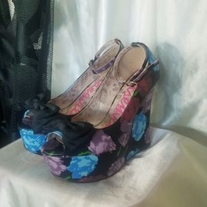 Betseyville Betsey Johnson Floral Wedges
